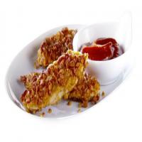 Pretzel-Crusted Chicken Fingers with Curry Ketchup_image