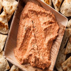 Easy Chipotle Hummus Recipe_image