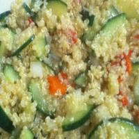 QUINOA SALAD WITH CUCUMBER AND ROASTED RED PEPPERS_image