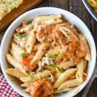 Creamy Garlic Shrimp Pasta Recipe_image