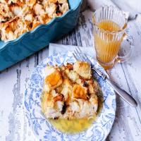 Shyla's Bread Pudding With Buttery Bourbon Sauce_image