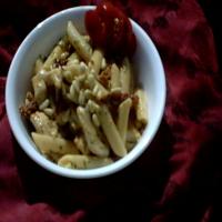 Penne With Chicken, Sun-Dried Tomatoes and Pine Nuts_image