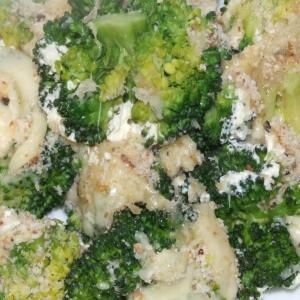 Broccoli with Sour Cream image
