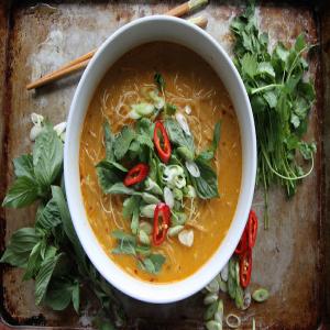 Recipe: Spicy Thai Curry Noodle Soup_image