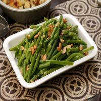 Green Beans with Ginger and Cashews_image