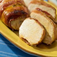 Sunny's Bacon-Wrapped Honey Dijon Turkey Breast_image