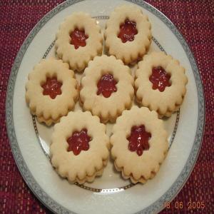 Caramel-filled biscuits_image