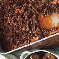 Sweet Potato Pudding with Pecan and Gingersnap Topping_image