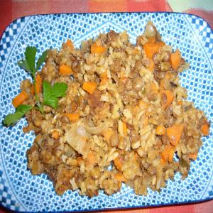 Fakorizo ( Lentils With Rice) image