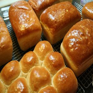 Basic White Bread Recipe - (4.6/5)_image