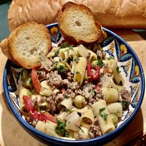 Rigatoni With Beef & Green Olives_image