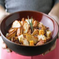 Roasted Potatoes With Bacon & Cheese_image