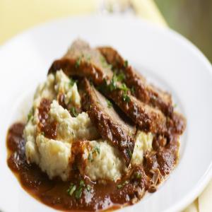Oven-Braised Beef Brisket With Vegetables_image
