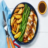 Bravo Balsamic Chicken with Roasted Green Beans & Herby Potatoes_image