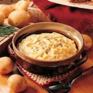 Deluxe Mashed Potatoes image