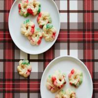 Tri-Color Christmas Spritz Cookies_image