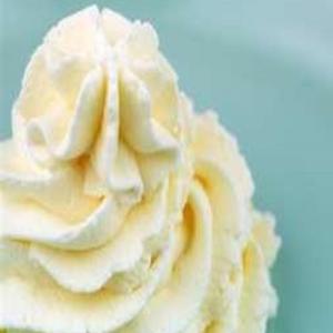 Fredas whipping cream frosting_image