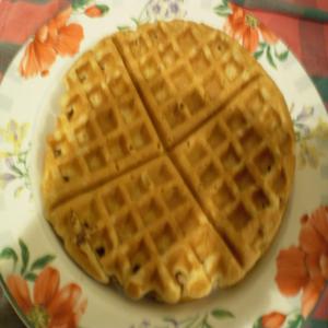 Whole-Grain Honeyed Waffles_image