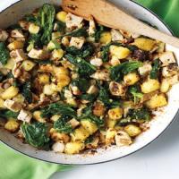 Chicken, Spinach, and Potato Hash_image