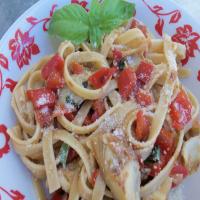 Pasta With Artichokes and Basil image