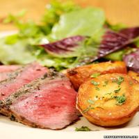 Grilled Sirloin Steak with Herbs_image