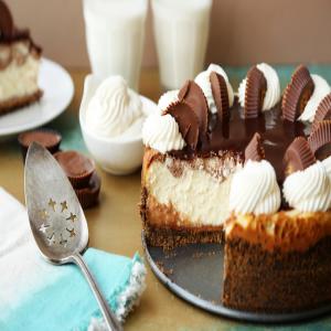 Peanut Butter Cup Cheesecake_image