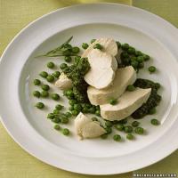 Poached Chicken with Tarragon Sauce and Peas_image