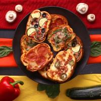 15-Minute Garlic Bread Pizza Recipe by Tasty image