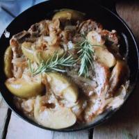 PORK CHOPS WITH PEARS AND ROSEMARY_image