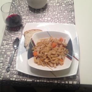 Hearty Homemade Chicken Noodle Soup Express_image
