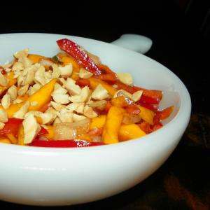 Crunchy Peanut Thai Mango Salad_image