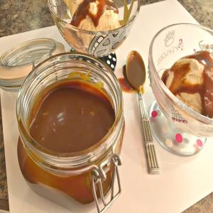 Quick & Easy SALTED CARAMEL SAUCE_image