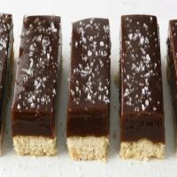 Chocolate-Caramel Cookie Bars_image