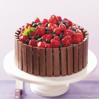 Chocolate Fruit Basket Cake_image