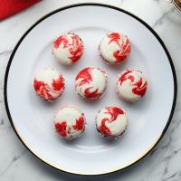 Peppermint Macarons Recipe by Tasty image