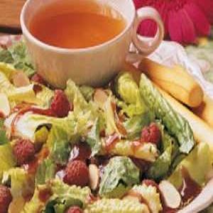 Almond-Raspberry Tossed Salad Recipe_image
