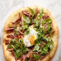 Duck Confit and Fried Egg Pizza_image