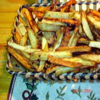 Spicy Oven-Baked French Fries_image
