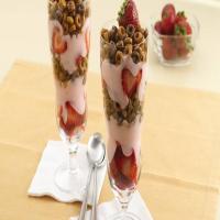 Strawberry-Chocolate Cheerios™ Parfaits image