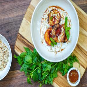 Grilled Peaches With Pepper Honey and Mint Yoghurt_image