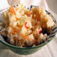 Coleslaw With Apple and Onion image