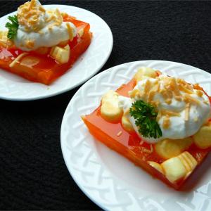 Apricot-Orange Gelatin Salad_image