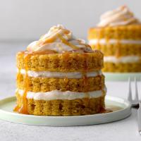 Miniature Pumpkin Cake Towers_image