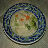 Tortellini and Vegetable Chowder image