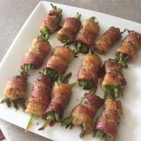 Bacon Wrapped Green Beans image