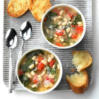 Slow-Cooker Spinach Bean Soup_image