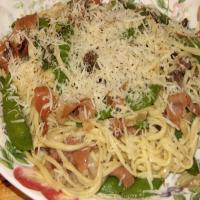 Prosciutto, Snap Pea & Mushroom Pasta_image