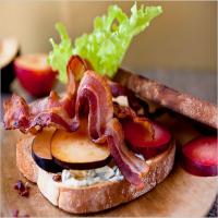 Bacon, Lettuce and Plum Sandwiches_image
