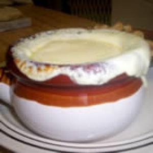 Rich and Simple French Onion Soup_image