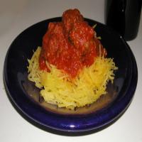 Spaghetti Squash With Meatballs and Cabernet Marinara Sauce_image